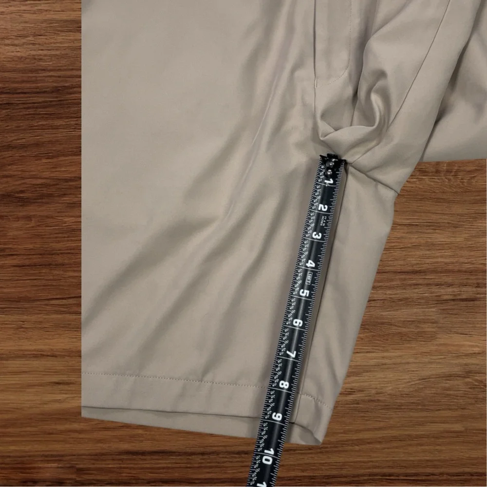 Peter Millar Crown Sport Men’s 9” Performance Shorts. Size 40